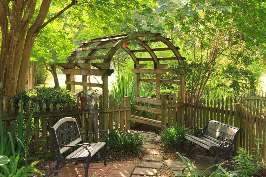Maison D'Memoire Bed & Breakfast Cottages Rayne 外观 照片